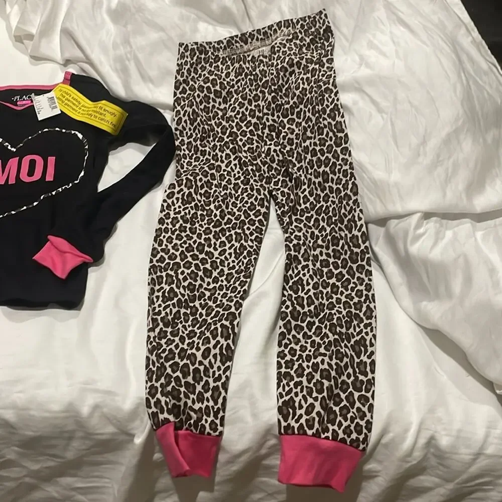 Childrens place 5 or 6 #MOI pajamas animal print heart modern nwt perfect